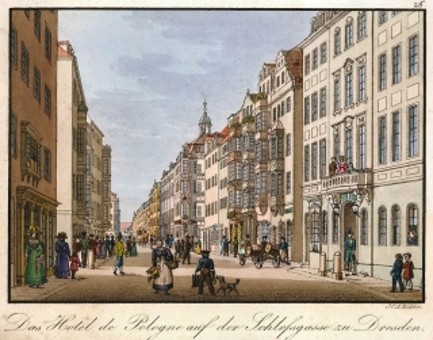 Schlossgasse in Dresden mit Hôtel de Pologne (rechts)